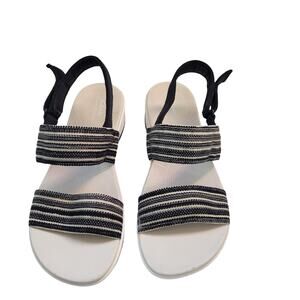 Clarks Cloudsteppers Aria Stroll Black & Beige Striped Sandals Size 9.5 62726-47